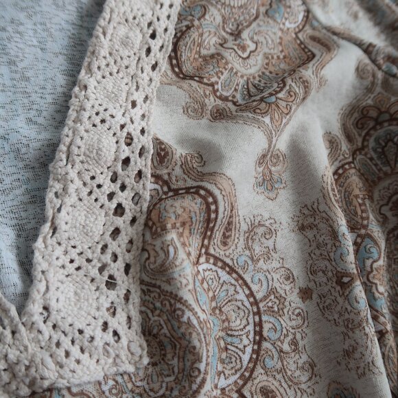 Paisley Bell Sleeve Top - Picture 5 of 5